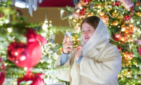 Общественник Иванов: важно переименовать новогодние праздники в рождественские