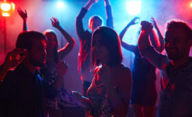 The Thaiger: сотрудника в Таиланде лишили премии за пропуск новогоднего корпоратива