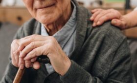 Вице-спикер ГД Чернышов предложил ввести предновогоднюю выплату для пенсионеров