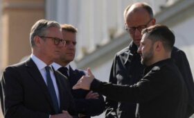 WSJ: страны ЕС призвали Киев не соглашаться на уступки России без гарантий США