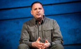 Минобороны заявило, что Ермак курировал ввоз отработанного ядерного топлива на Украину