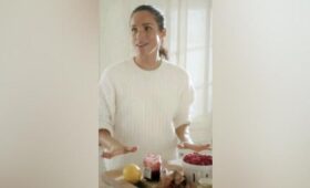 Меган Маркл назвали «Сассекской Сальмонеллой» из-за видео с индейкой