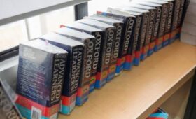 Оксфордский словарь назвал «рейджбейт» главным словом 2025 года