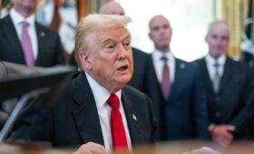 Трамп отменил все указы, подписанные автопером Байдена