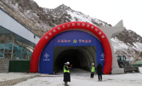 В Китае появился самый длинный в мире тоннель протяженностью более 22 км