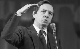 Умер автор «Аншлага» и «Голубых огоньков» Леонид Французов