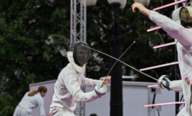 FIE допустила российских юниоров до соревнований с флагом и гимном