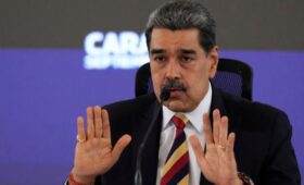 Трамп сообщил, что поговорил с президентом Венесуэлы Мадуро