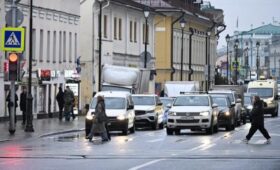 Циклон принесет в Москву теплый воздух