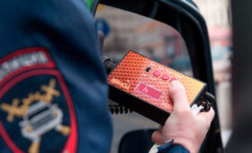 В Госдуме призвали разрешить регионам устанавливать требования к тонировке авто