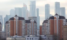 Облачная погода и небольшие осадки ожидаются в Москве 21 декабря