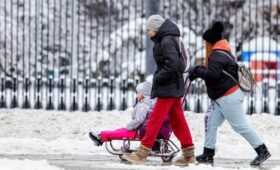 Депутат Толмачев: детям нужно выбирать ровные и невысокие склоны для катания на санках