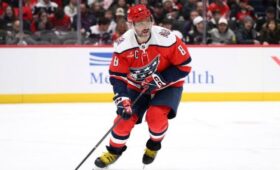 Овечкин набрал 1 800 очков в регулярных чемпионатах и плей-офф