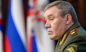 Герасимов заявил, что ВС РФ выполняют поставленные задачи СВО в соответствии с планом