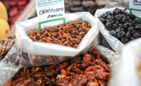 Сушеные ягоды появились на прилавках московских ярмарок