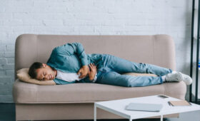 Врач Соломатина: в некачественной икре может развиться кишечная палочка