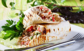 Стоимость квадратного метра новостройки в Москве составила около 1 тыс порций шаурмы