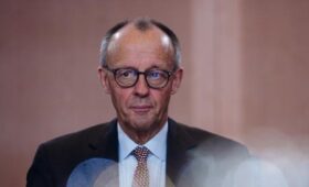 Welt: Мерц написал в полицию сотни заявлений из-за оскорблений в свой адрес