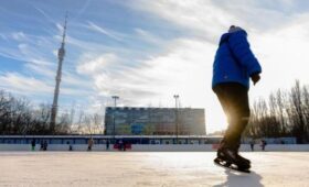 Тренировки по катанию на коньках пройдут в парке «Останкино»