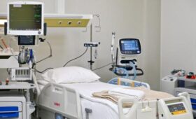 OC: у 25-летней китаянки развился панкреатит из-за куриной грудки с цветной капустой