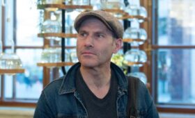 Комик Шац заявил о возвращении в РФ сомневавшихся эмигрантов