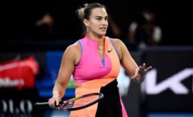 Первая ракетка мира Соболенко оштрафована за стоны