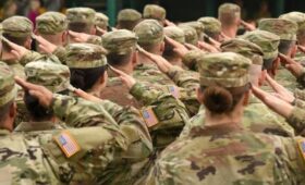 В ФРГ призвали вывести военных США из страны после слов Трампа о пошлинах