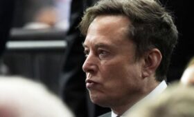 Илон Маск назвал правительство Великобритании фашистским