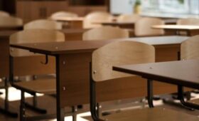 Каникулы объявлены в школах Киева из-за энергокризиса