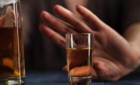 В ОП предложили ограничить продажу крепких алкогольных напитков