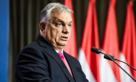 Орбан в ответ на оскорбления Зеленского заявил, что «каждый получит по заслугам»