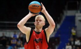 Российского баскетболиста Касаткина отпустили из тюрьмы во Франции