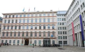 МИД Австрии ввел уведомительный порядок въезда для российских дипломатов