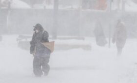 Юрист Кофанов: неожиданный снегопад может стать уважительной причиной опоздания на работу