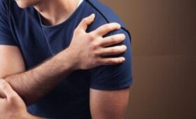 Daily Mail: у британца выявили рак легких из-за боли в плече