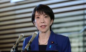 Toyokeizai: японский депутат передал Путину послание от премьера Такаити