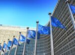 Bloomberg: ЕС в 20-м пакете санкций введет меры против российских банков в третьих странах