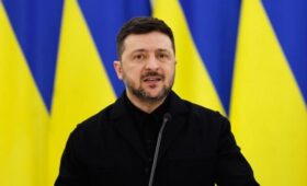 Welt: Зеленский столкнулся с кризисом власти на Украине