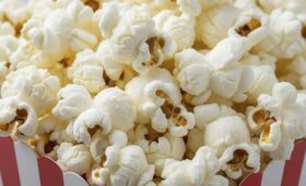 Диетолог Дианова: готовый попкорн может стать причиной аллергии