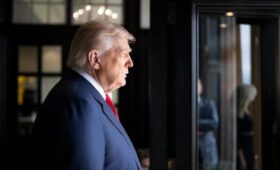 Трамп объявил чрезвычайное положение в США из-за якобы угрозы от Кубы