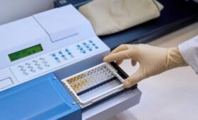 В Госдуме предложили добавить в диспансеризацию генетические тесты на онкозаболевания