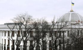 Военное положение и мобилизация на Украине продлены на 3 месяца