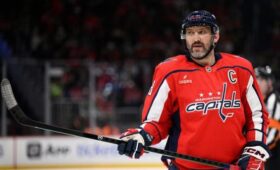 Глава НХЛ Беттмэн выразил надежду, что Овечкин продолжит карьеру в лиге
