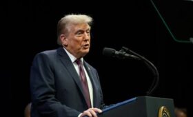 Трамп заявил, что ценит согласие РФ приостановить удары по Украине