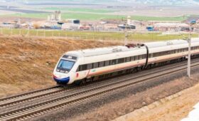 Армения призвала Россию принять решение по восстановлению ж/д в Турцию и Азербайджан