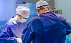 В Бразилии сиамские близнецы умерли во время операции по разделению