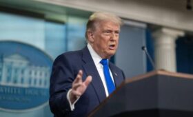 Трамп призвал арестовать всех, кто связан с использованием автопера Байдена