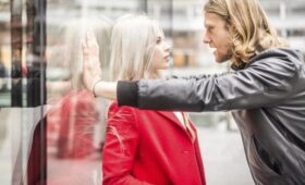 Какие знаки зодиака считаются главными собственниками в отношениях