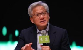 SCMP: продавцы на рынке в Шанхае не узнали президента Nvidia Дженсена Хуанга