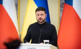 Медведчук предупредил, что Зеленский может объявить тотальную мобилизацию